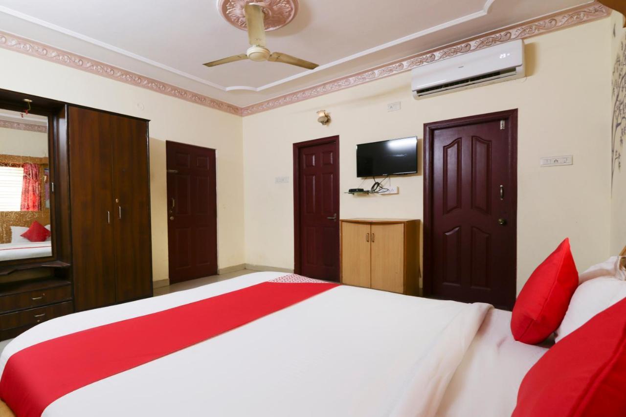 Oyo 71675 New Aishwarya Comforts Hotel Bangalore Exterior photo