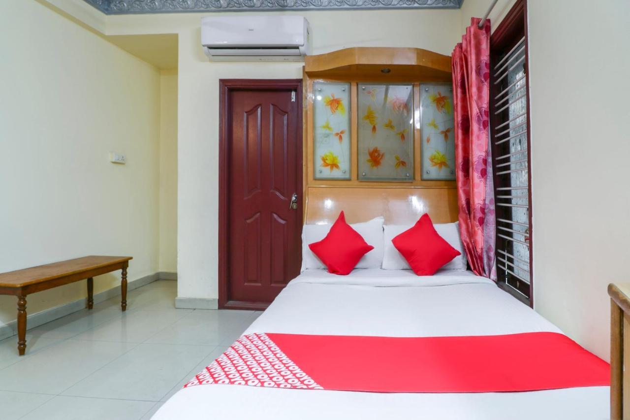 Oyo 71675 New Aishwarya Comforts Hotel Bangalore Exterior photo